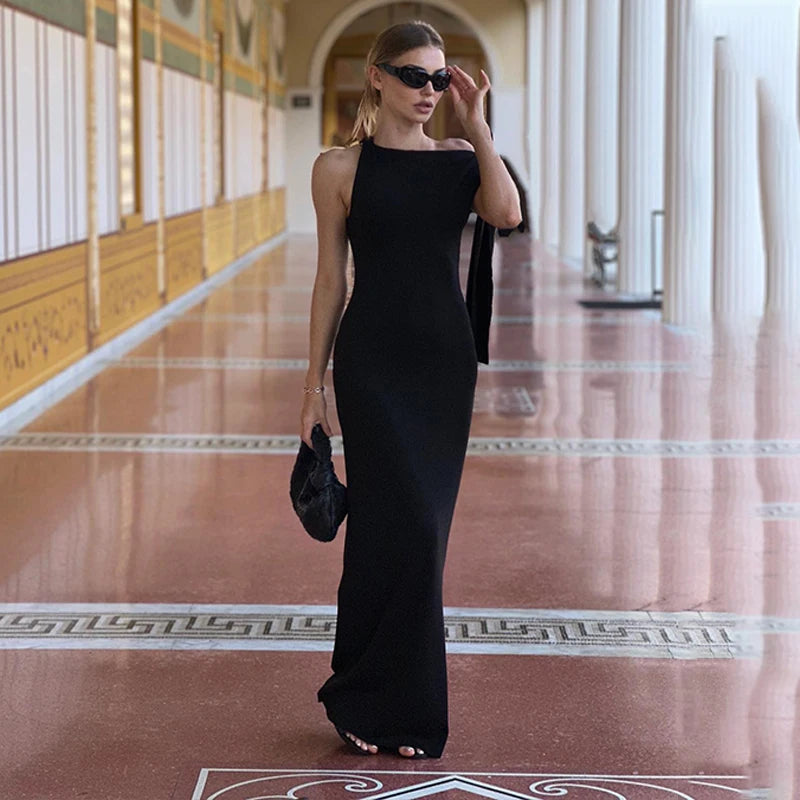 VICTORIA MAXI DRESS